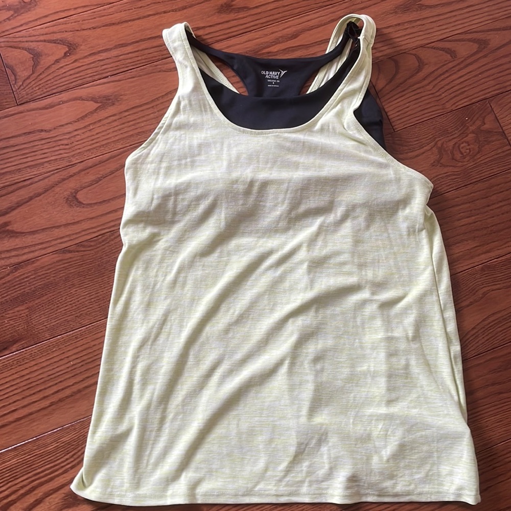 Old navy active shirt with built in nursing bra